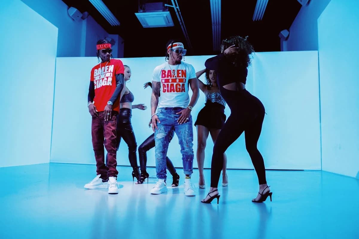 Two dancers performing synchronized choreography for Kling 3.0 music video character animation use case